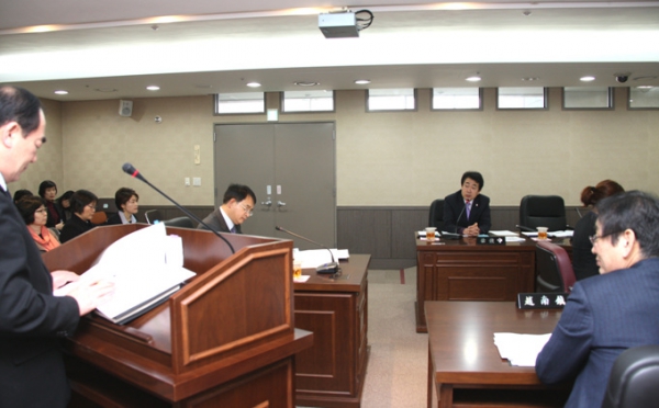 제184회 서울특별시 마포구의회 임시회 제1 ~ 4차 복지도시위원회 - 3