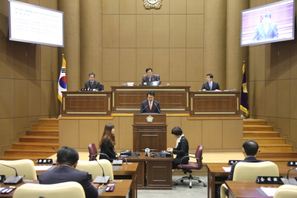 제184회 서울특별시 마포구의회 임시회 제2차 본회의 - 5