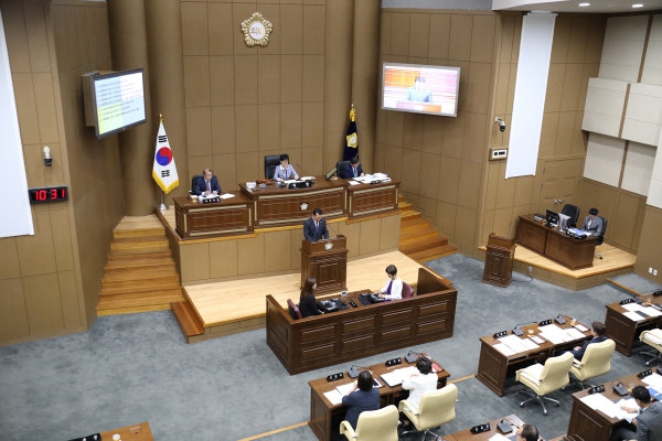 제230회 서울특별시 마포구의회 임시회 제4차 본회의 - 8
