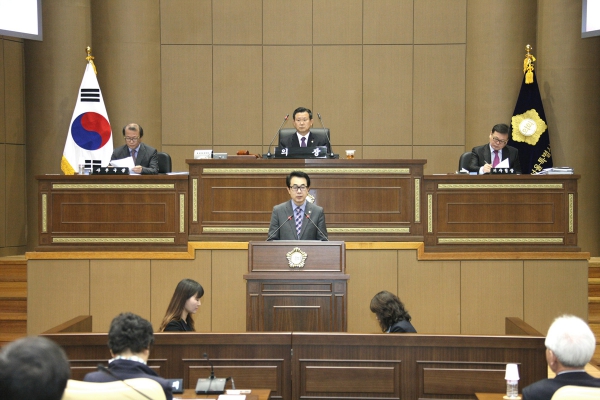 제211회 서울특별시 마포구의회 임시회 제2차 본회의 - 2
