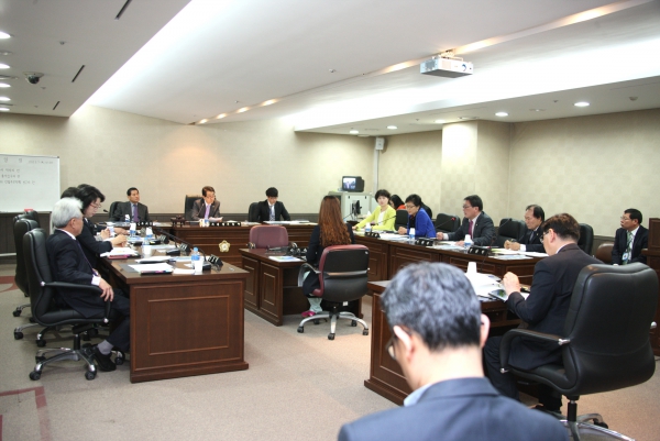 제196회 서울특별시 마포구의회 임시회 제1차 복지도시위원회 - 5