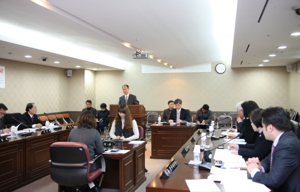 제194회 서울특별시 마포구의회 임시회 제1차 복지도시위원회 - 4