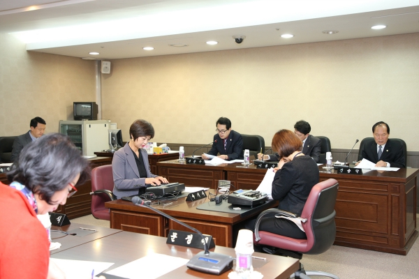 제211회 서울특별시 마포구의회 임시회 제1차 운영위원회 - 7