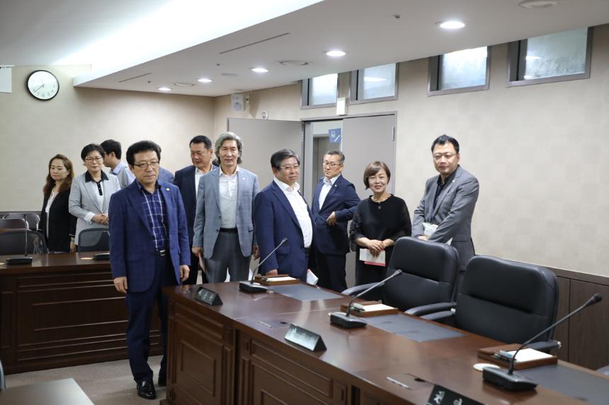 송파구의회 의원 구의회 방문 - 2