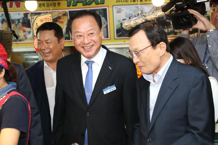 이해찬 당대표 공덕시장 방문
