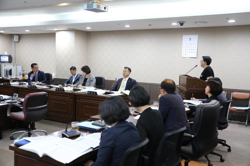 제233회 서울특별시 마포구의회 임시회 제1~3차 복지도시위원회 - 8