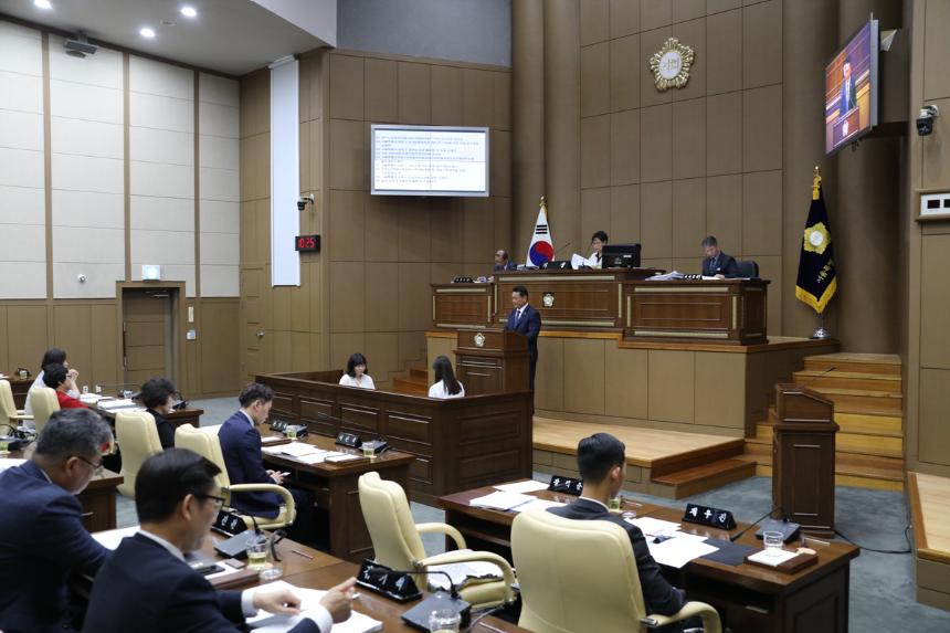 제233회 서울특별시 마포구의회 임시회 제3차본회의 - 6