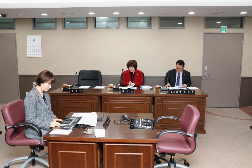 제235회 서울특별시 마포구의회 임시회 1차 의회운영위원회 - 8