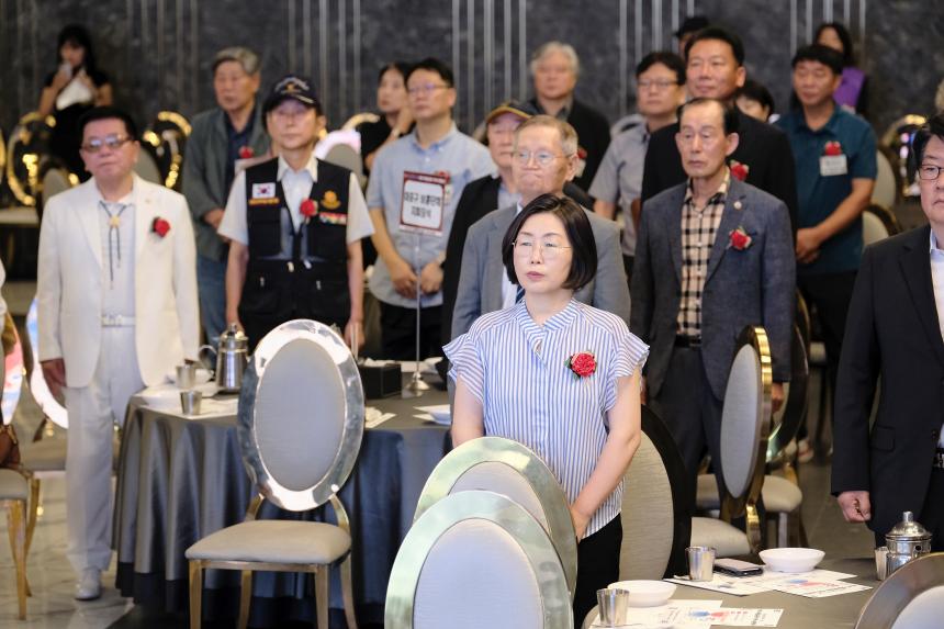 광복 80주년 기념 마포 독립유공자 가족 위문행사 - 6