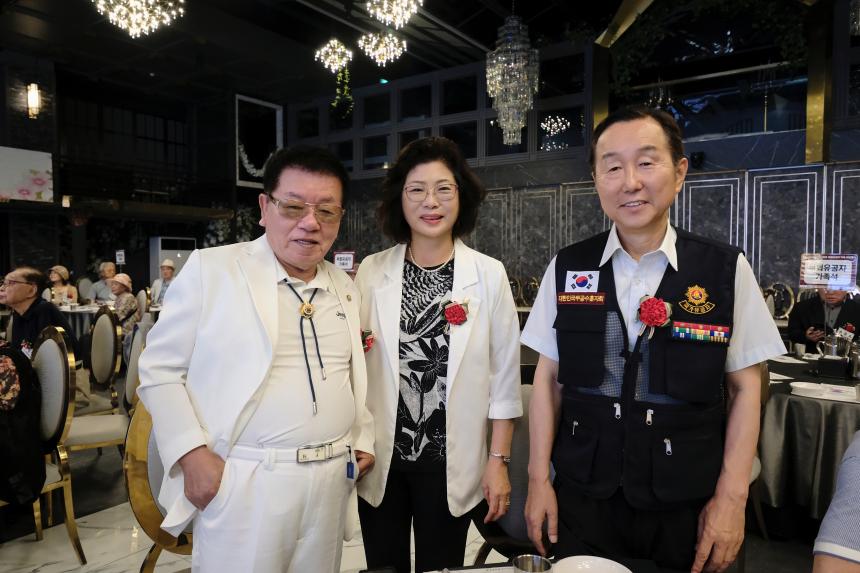 광복 80주년 기념 마포 독립유공자 가족 위문행사 - 27