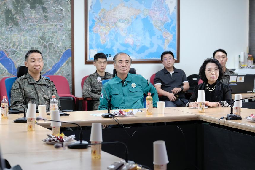 2025년 추석명절 마포구의회 제3537부대 방문 - 12