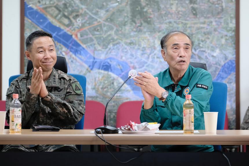 2025년 추석명절 마포구의회 제3537부대 방문 - 26