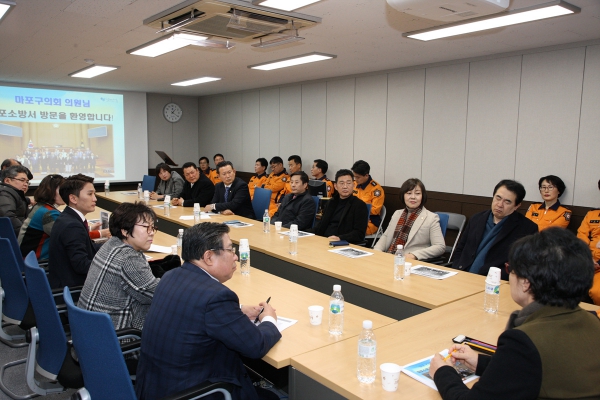 마포구의회 마포소방서 격려방문 - 4