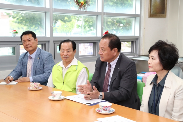 과학기술정보통신부장관아현실버복지관방문 - 2