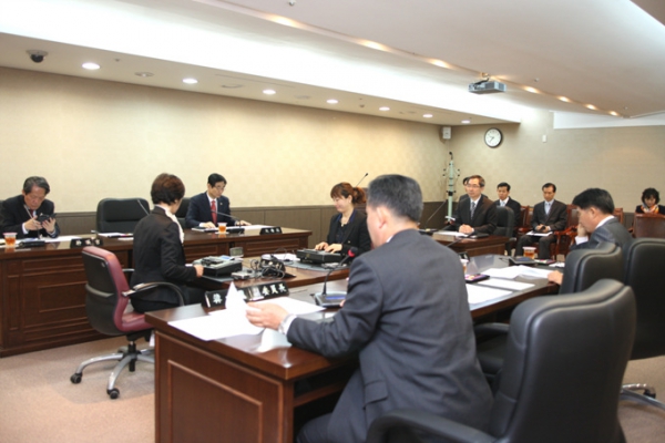 제186회 서울특별시 마포구의회 임시회 제1차 운영위원회 - 6