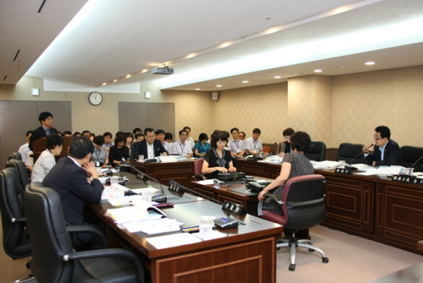 제170회 서울특별시 마포구의회 제1차 정례회 제1 ~ 3차 예산결산특별위원회 - 7