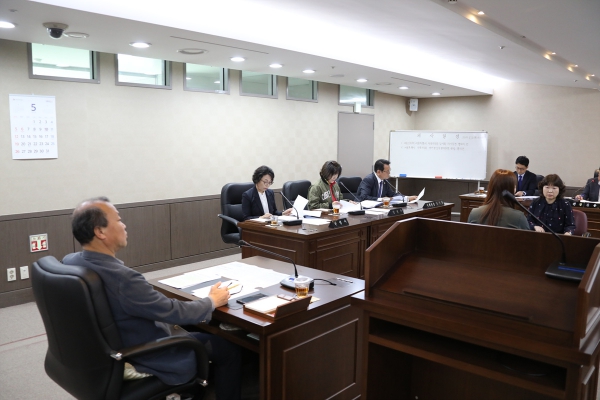제229회 임시회 (폐회중) 의회운영위원회 회의 - 4