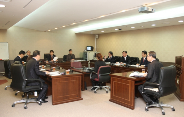 제185회 서울특별시 마포구의회 임시회 제1차 운영위원회 - 4
