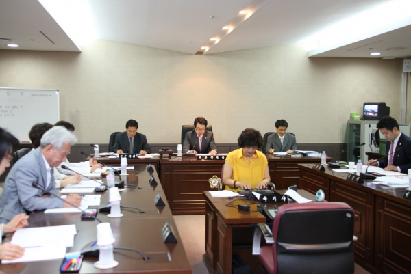 제189회 서울특별시 마포구의회 임시회 제1차 복지도시위원회 - 3