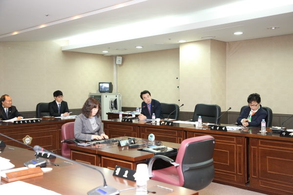 제211회 서울특별시 마포구의회 임시회 제1차 복지도시위원회 - 2