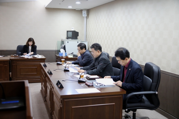 [제228회 임시회 (폐회중) 의회운영위원회 회의  - 2