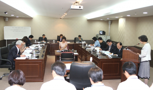 제190회 서울특별시 마포구의회 제1차 정례회 복지도시위원회 - 6
