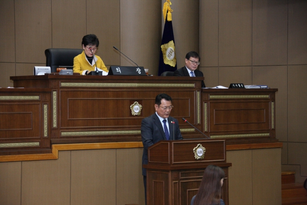 제225회 서울특별시 마포구의회 임시회 제4차 본회의 - 6
