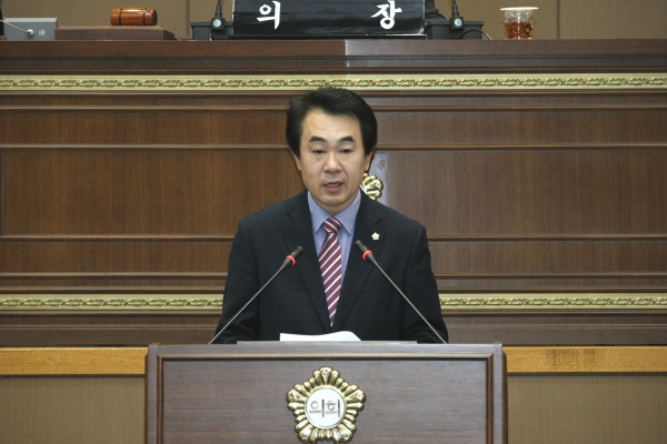 제210회 서울특별시 마포구의회 임시회 제2차 본회의 - 3