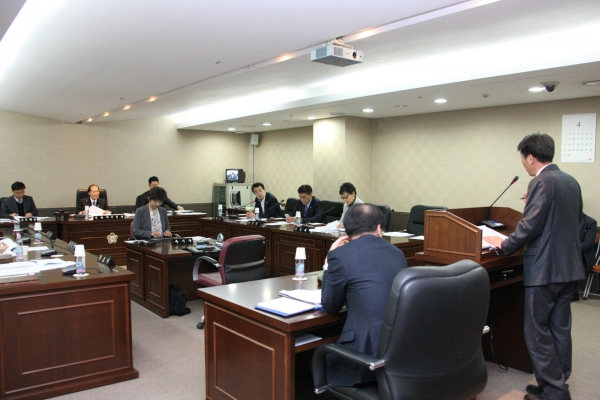제219회 서울특별시 마포구의회 임시회 제1 ~ 2차 복지도시위원회 - 4
