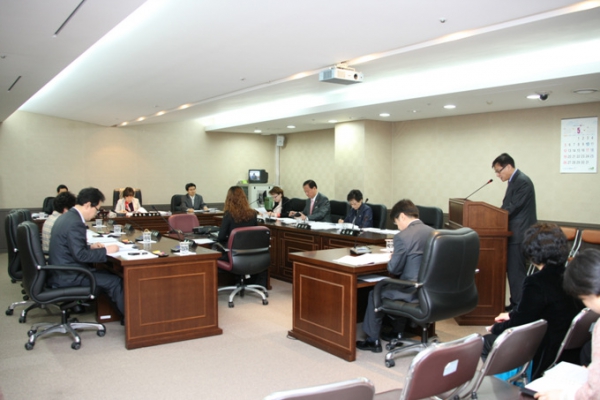 제177회 서울특별시 마포구의회 임시회 제1차 복지도시위원회 - 4