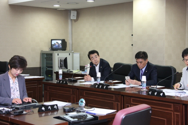 제219회 서울특별시 마포구의회 임시회 제1 ~ 2차 복지도시위원회 - 3