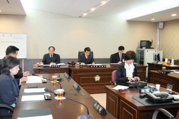 제176회 서울특별시 마포구의회 임시회 제2차 운영위원회 - 3