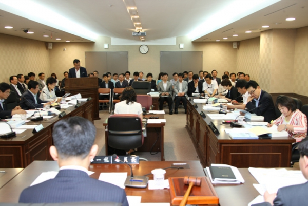 제170회 서울특별시 마포구의회 제1차 정례회 제1 ~ 3차 예산결산특별위원회 - 3