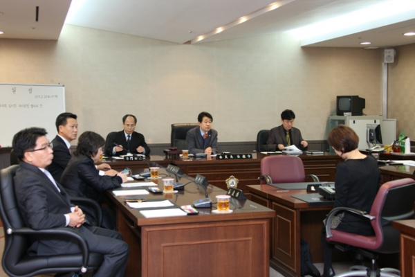 제175회 서울특별시 마포구의회 임시회 제1차 운영위원회 - 9
