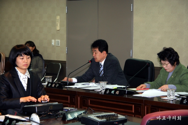 제157회 서울특별시 마포구의회 제2차 정례회 복지도시위원회 - 6