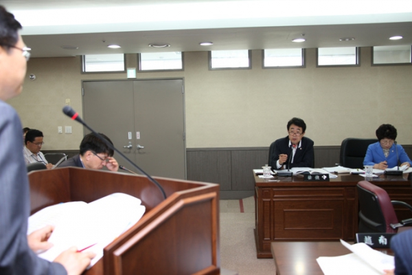 제178회 서울특별시 마포구의회 제1차 정례회 복지도시위원회 - 8
