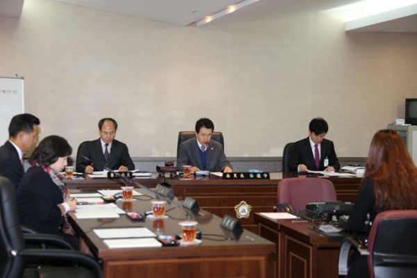 제182회 서울특별시 마포구의회 임시회 제1차 운영위원회 - 4