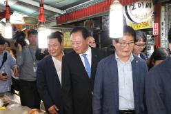 이해찬 당대표 공덕시장 방문 1