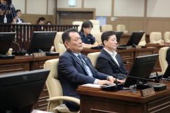 폐회식-제284회 마포구의회 임시회 15
