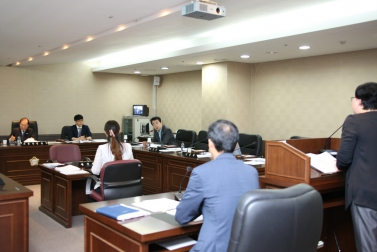 제215회 서울특별시 마포구의회 임시회 제1 ~ 2차 복지도시위원회 6