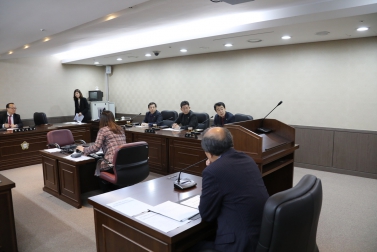 [제228회 임시회 (폐회중) 의회운영위원회 회의  4