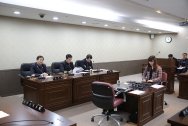 [제228회 임시회 (폐회중) 의회운영위원회 회의  3