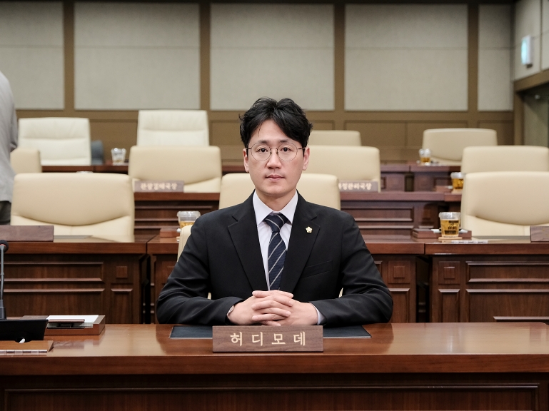 허디모데 의원