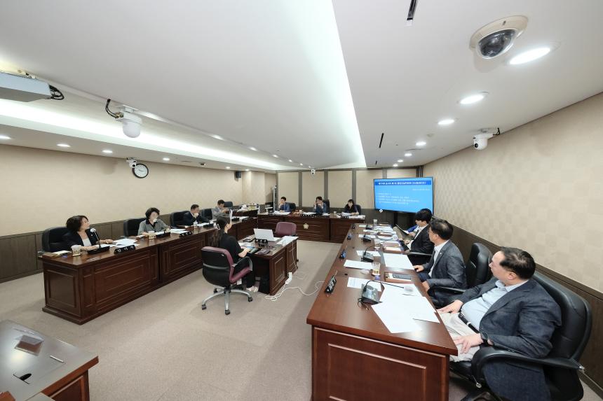 행정건설위원회 제1차~3차 - 제270회 마포구의회 임시회