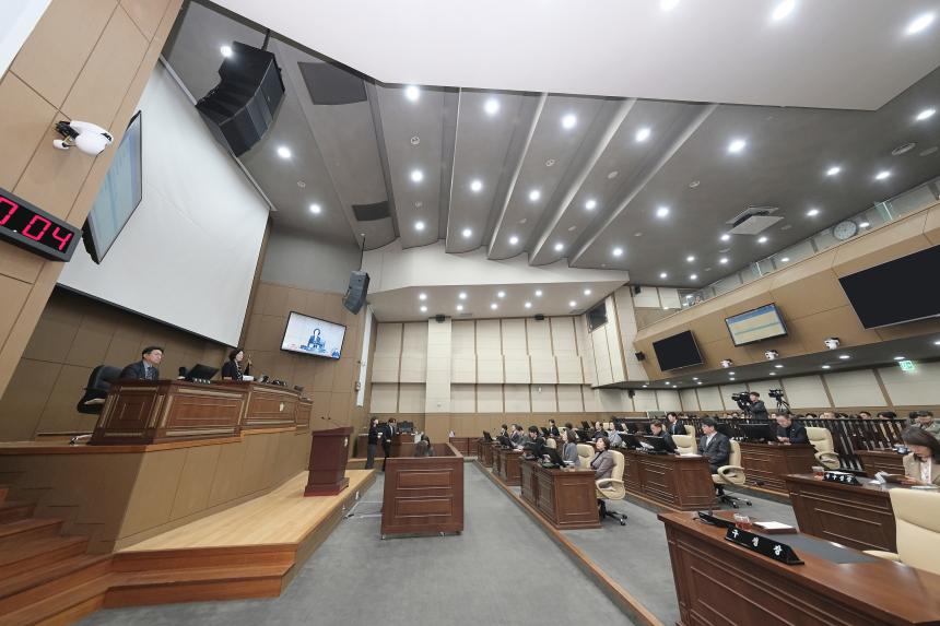 제274회 임시회 제1차 본회의