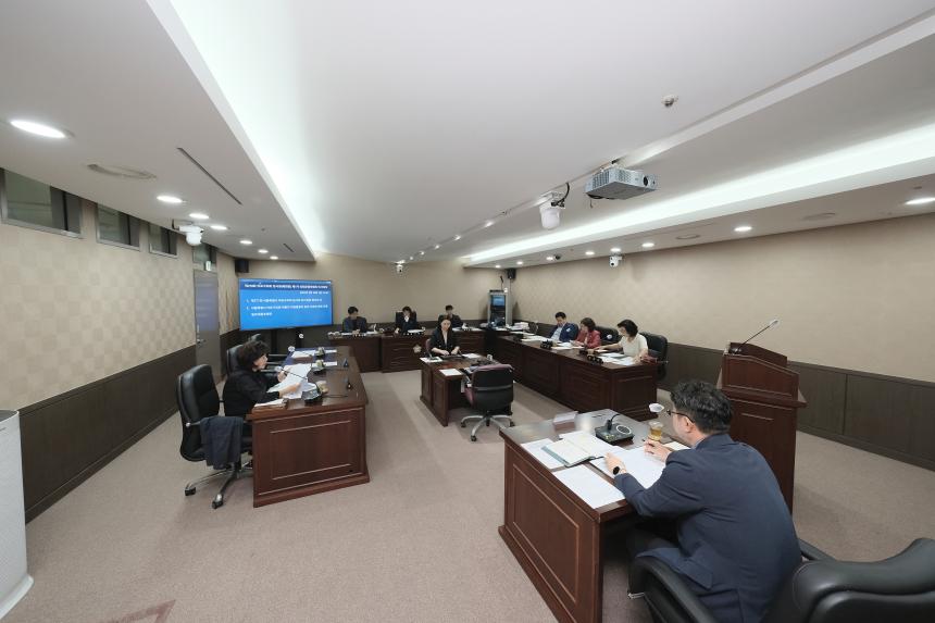 의회운영위원회 회의 - 제270회 임시회&lpar;폐회중&rpar;