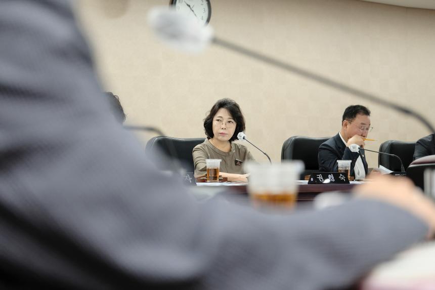 행정건설위원회 회의-제278회 임시회 - 3