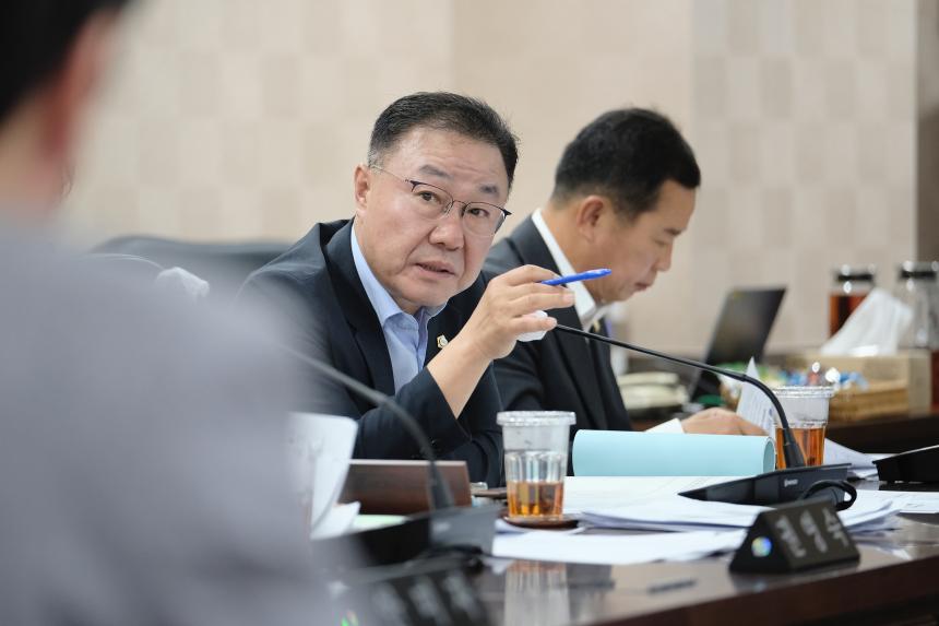 행정건설위원회 회의-제278회 임시회 - 5