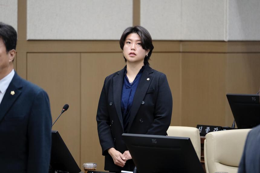 제1차 본회의-제279회 임시회 - 7