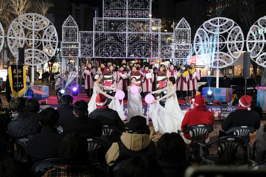 빛거리 점등식 in 레드로드 - 12